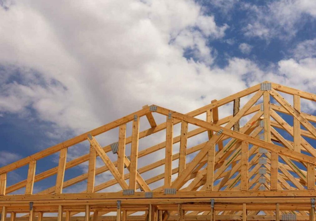 roof trusses in residential roofing stockton